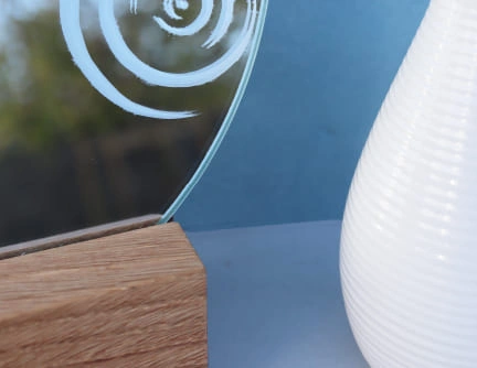 miroir rond gravé ondulations eau base chêne elementti